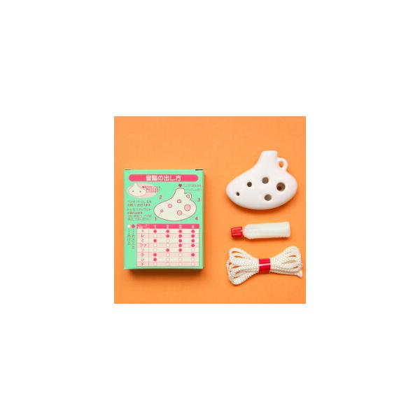 絵付けも音色も楽しめるオカリナです。小さなオカリナですがドレミファソラシドの音階が出ます。●メーカー名／美濃粘土●寸法／55×45×20mm●内容／本体、首掛けヒモ、仕上げ用ニス、音の出し方しおり●サインペン、油性ペン、絵の具、クレヨンなど...