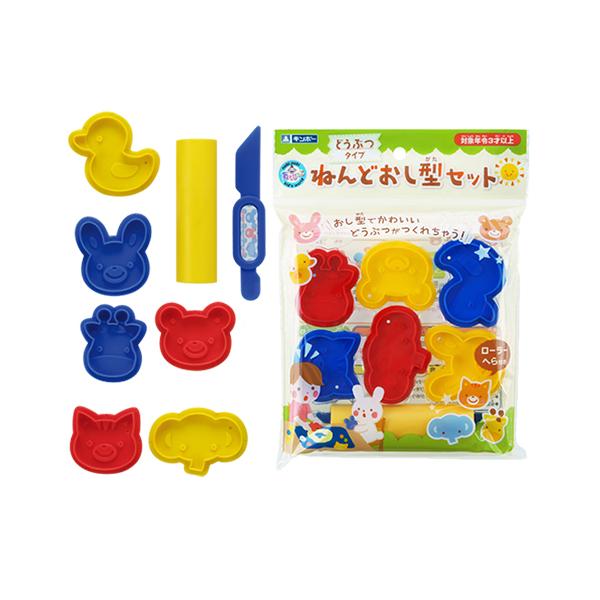 かわいい押し型で楽しいねんど作り！●メーカー名／銀鳥産業●内容／押し型：6個、ヘラ、ローラー：各1●包装寸法／165×20×215mm