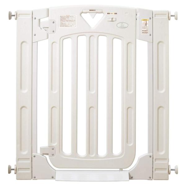 開いた後自動で戻り、安心できるダブルロック付き！90度で、扉を開けっ放しにできる扉開放機能付き。●内容／本体、拡張フレーム2本、ステップカバー●サイズ／ 本体：W620×D35×H910mm、取付け幅：670〜910mm●重量／ 6kg● ...