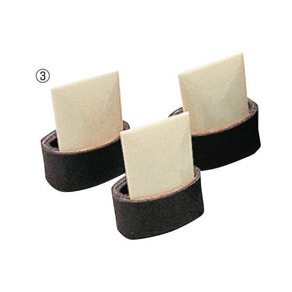 親指×1、人差指・中指共通用×2の3つのつめが1セットになっています。●内容／3個入●サイズ／（親指）24×20×27mm・（人差指）22×16×27mm●1個あたり爪皮の高さ／9mm●輪／（親指）φ54mm・（人差指）φ47mm●重量／2...