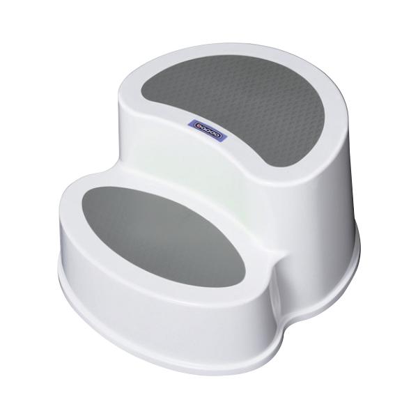 安心の滑り止め付き。1段目はイスとしても使えます。●サイズ／29.5×36.4×20.6cm●重量／630g●材質／本体：ポリプロピレン、すべり止め部分：TPR