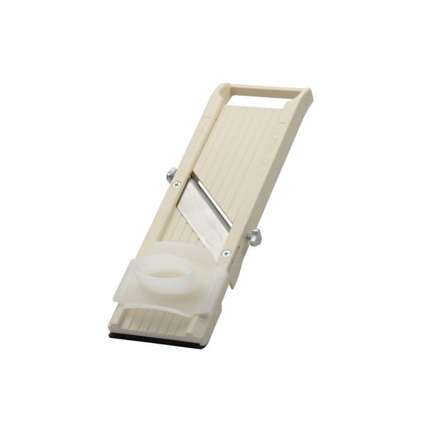 ● 本体に付属の平刃と３種類の交換刃の使い分けで料理の用途に応じて多様な厚さ・幅の野菜の下ごしらえができます。● 付属品として３種類の交換刃（櫛歯）が付いています。（※お買上げ時に平刃と小歯は本体に装着されています）● 厚さ調節ダイヤルによ...