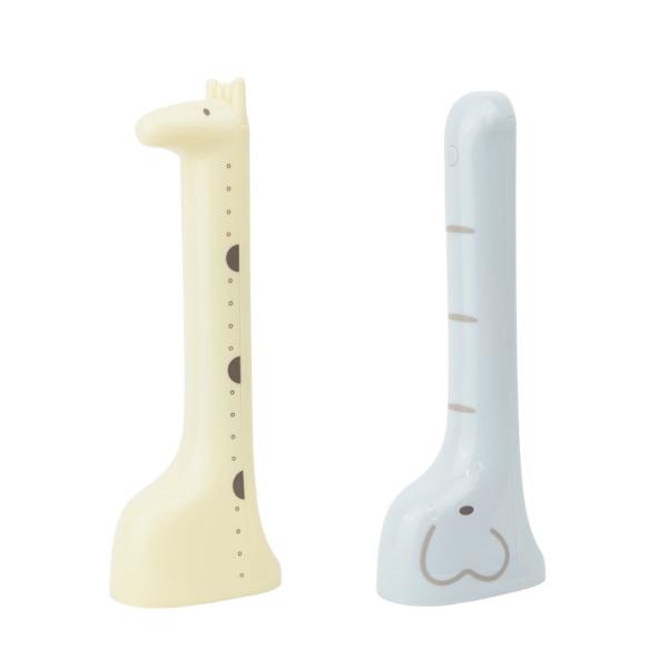 誰でも簡単、ボタンを押すだけですぐにかわいい動物たちが身長を計ってくれるデジタル身長計です。どの様に計測しているって？首の部分のスピーカーセンサーが２つ、 音を送信して床の音の跳ね返りを受信します。その時間を計測し高さに換算する仕組みです。...