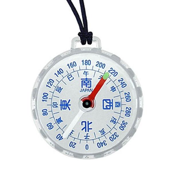 クリスタルコンパスの特長■本体が透明なので、地図などに置いて使うのに便利です■ショックに強く針ぶれしないオイル入りコンパス■十二支入りなので家相、風水にも使えます■ 暗い場所でも確認しやすい蓄光付指針■ストラップ（紐）付精度と信頼性を兼ね備...