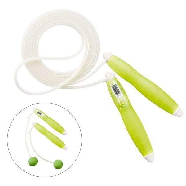 タニタサイズ カロリージャンプ TS-960 は縄なし（ロープなし）で縄跳ができます。実際にはグリップ部分の先端に短い縄と２つの球がついており、これを回すことで遠心力が起こり、本当に縄を跳んでいる感覚になれる縄跳です。ロープは付属の室内用と...