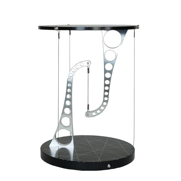 商品名: Kontax テンセグリティテーブル (ブラック) Kontax Tensegrity Table (Black)ブランド: Kontax商品サイズ: 3.6D x 3.6W x 4.96H in高さ: 17cm横幅: 12cm奥...