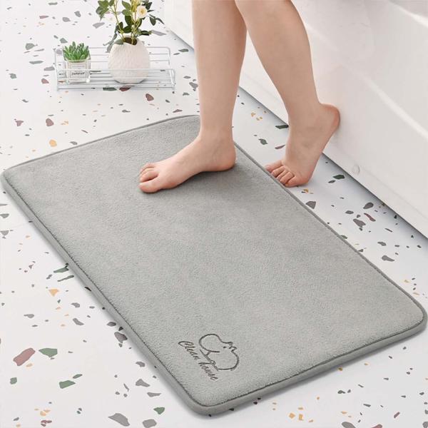 厚手低反発素材の速乾バスマットで快適バスタイム