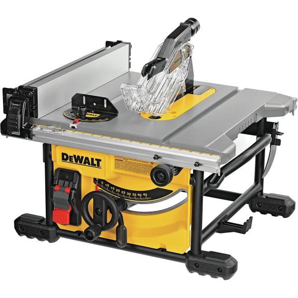 【商品名】DEWALT デウォルト DWE7485 8-1/4インチ コンパクトテーブルソー 24.5インチ最大破断高 日本語取扱説明書付き　【特徴】DW745、DWE7480の後継モデルです。外観はコンパクトになったのに最大破断高がアップ...