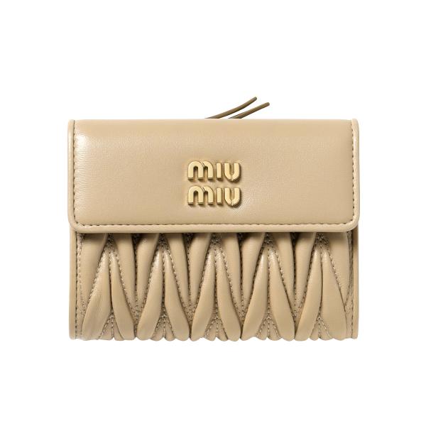 【現行モデル】 miu miu ミュウミュウ マテラッセ 二つ折り財布 正規品 miu miu（ミュウミュウ） 二つ折り財布 MATELASSE マテラッセ 5ML002