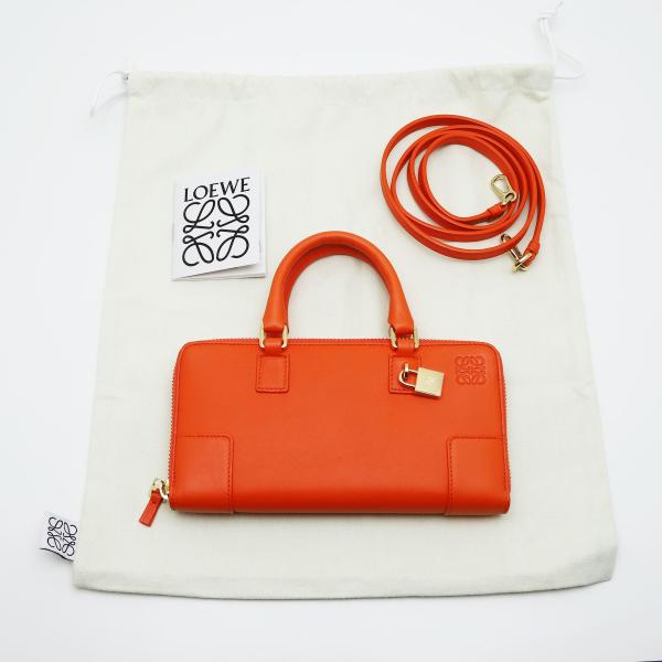 Amazona(LOEWE) 新品同様品 ロエベ アマソナ ポーチ カーフ Amazona(LOEWE) 新品同様品 ロエベ アマソナ ポーチ カーフ