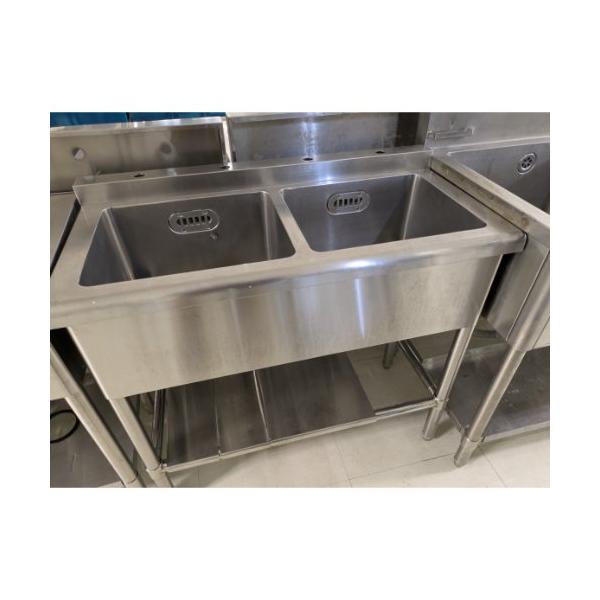 商品名：二槽シンク 寸法：W900×D450×H800 付属品：写真の通り 説明書：写真の通り 保証期間：なし ランク：A 特記事項：-  販売店：テンポス宮崎店（宮崎県宮崎市）からの配送です。