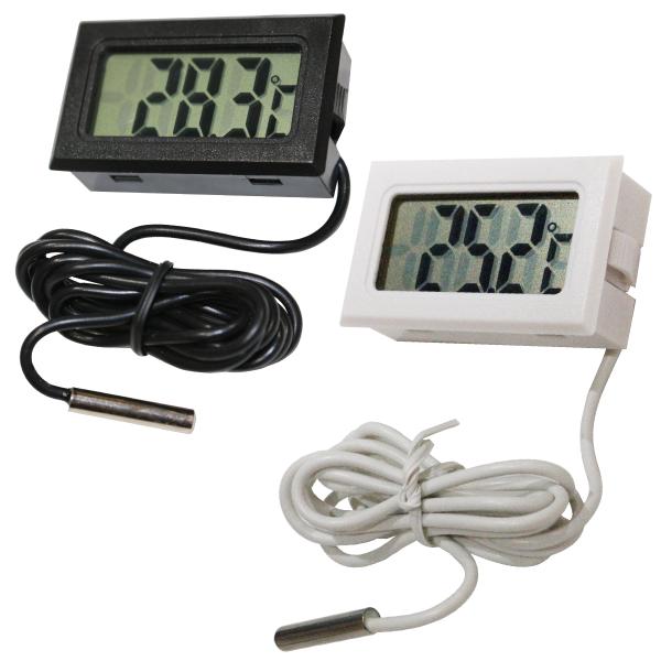 小型で便利な簡易デジタル温度計です。室内や車内、冷蔵庫や冷凍庫、水槽や池などの温度管理に便利です。●液晶画面いっぱいに温度が表示されるので、文字が大きくて見やすく、　お子様からご年配の方まで使いやすい温度計です。●センサー部分は防水処理がさ...
