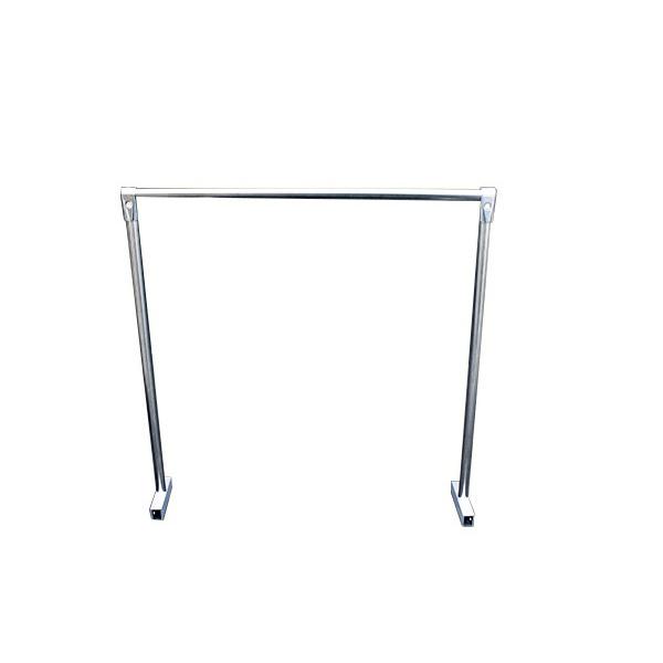 水槽の縁を挟むような形で乗せるタイプです。幅を自由に調整することができ、照明をお好みの配置で設置することができます♪水槽の縁が幅1.5cm以内の水槽に使用可能！スッキリとした外見で見た目もオシャレに。丈夫さにも考慮したデザインです。※組立に...