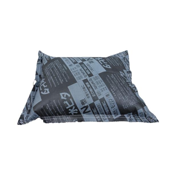 ●水に浸すだけで体積が約20倍に膨らみます。●使用後は脱水剤で元の大きさに戻ります。●スポーツグラウンドの水たまりを速く乾かしたいとき。●家屋、店舗等建物の浸水防止に。●浸水時下水管の逆流防止に。●サイズ(mm)：500×400×3【注意】...