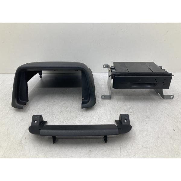 SG5 SG9 フォレスター アッパーパネル No.S7389 SG5 SG9 フォレスター アッパーパネル No.S7389 - メルカリ