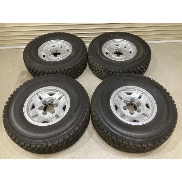 トヨタ 70ランクル 純正 15インチ 7J +10 PCD139.7 6H 31×10.50R15 LT