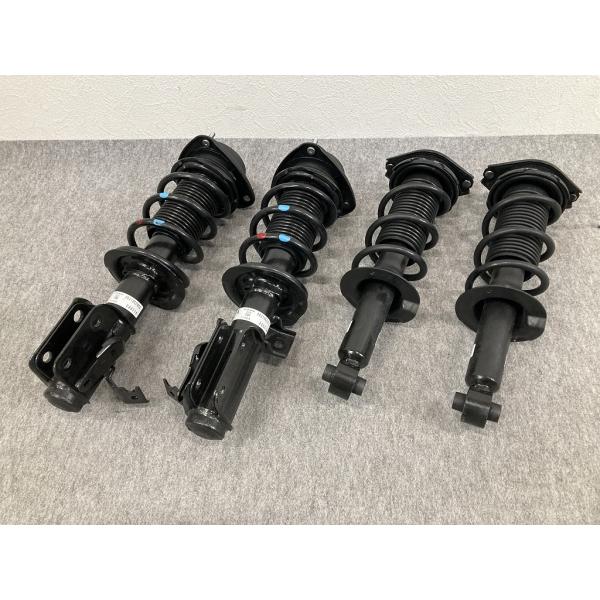 新車外し ZD8 BRZ 純正 サスペンションキット 1台分 20310CC000 新車外し ZD8 BRZ 純正 サスペンションキット 1台分 20310CC000