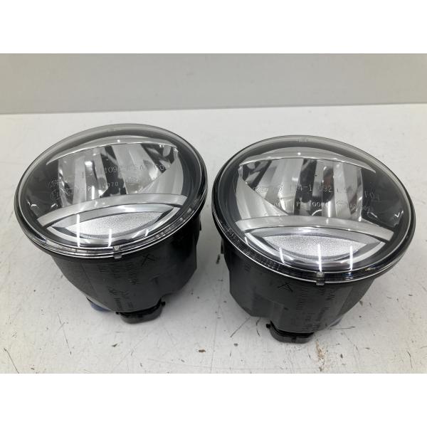 割れ無 点灯OK 後期 FT86 ZN6 純正 LED フォグランプ 左右セット