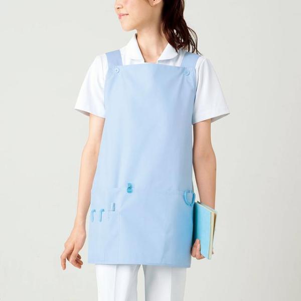 これが使える!アンファミエ的お仕事エプロン決定版楽しいカラーにもお役立ち機能にも人気の定番にもアンファミエならぜ〜んぶに満足できちゃうの!アンファミエエプロン【カラフル!】色いろ選べてプチプラ!肩ひも&amp;身幅がボタンホールの可動域で動...