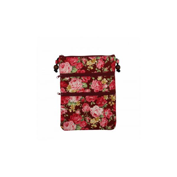 スマートフォンや小物を持ち運ぶのに便利なサコッシュです。お出かけの際に活躍すること間違いなしの商品です。<br>●こちらの商品は、北海道・沖縄・離島への配送は、別途送料がかかる場合がございますので、予めご了承くださいませ。