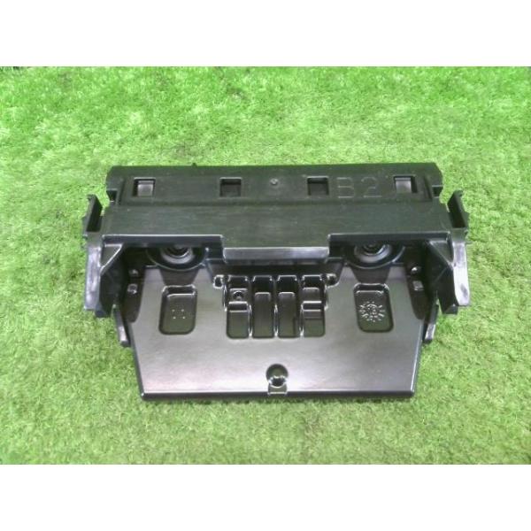 ムーヴ ムーヴキャンバス Gメイクアップリミテッド LA800S フロント