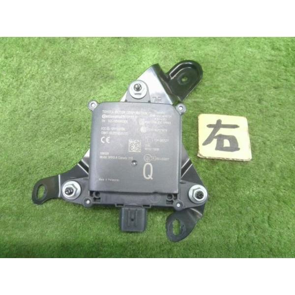 C-HR C−HR DAA-ZYX10 右ブラインドスポットモニターセンサー 88162