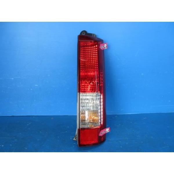 DA64W スクラム　右リアテールレンズ　新品 スクラム 295156 1 ABA-DG64W 右 テールランプ テールライト 35603