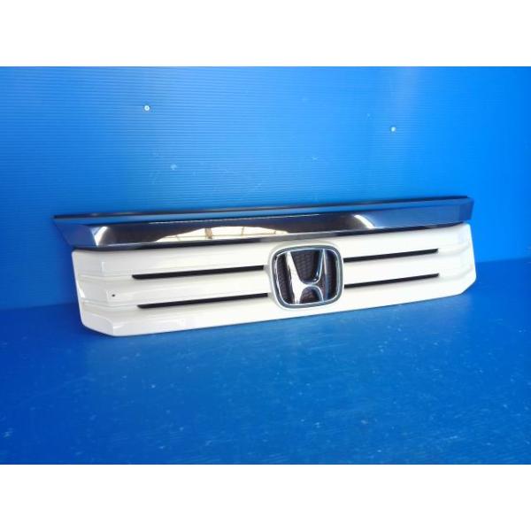 N-BOX 372152 2 N−BOX DBA-JF1 ラジエータグリル NH624P 75101