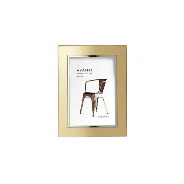 シンプルな曲線を描くシャープなカタチ、クールなカラー。<br>●こちらの商品は、北海道・沖縄・離島への配送は、別途送料がかかる場合がございますので、予めご了承くださいませ。