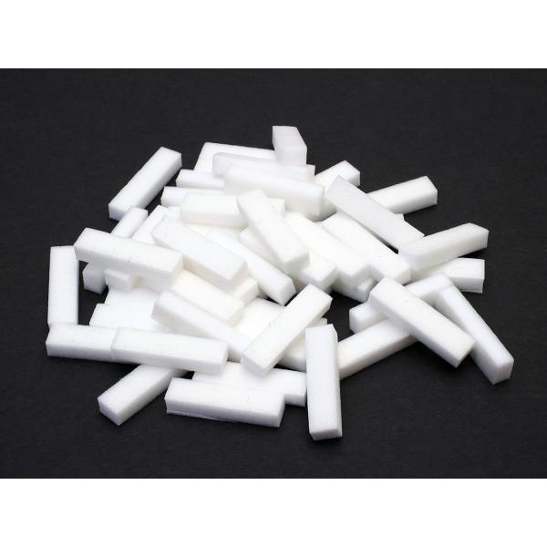 微針専用台（５０個入り）大きさ：約２０×５×４ｍｍ／個素材：白色ポリフォーム製※入れ物は入荷時期により異なります