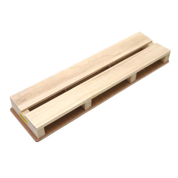 2022年10月入荷分より生産工房の変更により仕様が若干変わりました。大きな変更点は全体の素材、天板の支え板の厚みです。志賀傾斜展翅板：２号大きさ：１０４×３７０×３６ｍｍ溝幅の目安：約１２．５ｍｍ志賀昆虫・日本製昆虫の目安：オオムラサキ、...