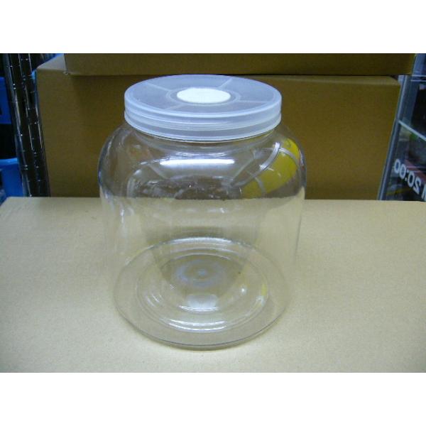 3200ｃｃ硬質透明ボトルの販売です。蓋に8mmの穴が3個開いています。