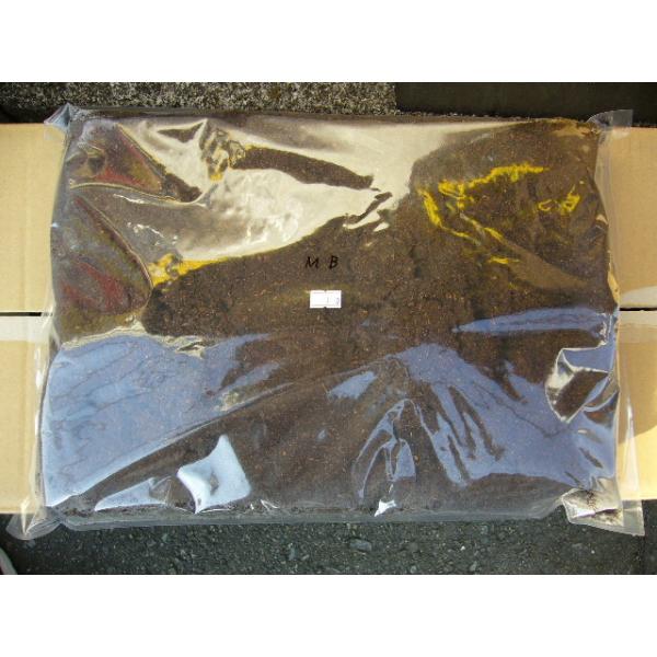 クワガタショップＭＤ製MDカブトマットベーシック１０Ｌの販売です。最新式の大型攪拌機で製造していますので、品質も常に安定している状態で出荷しています。マットが完成するまで半年前後かけて作られていて、幼虫が嫌がる成分をできる限り排除し、金属や...