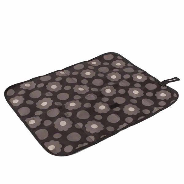 サイズ/約横54×縦40cm畳んだ状態：約横20×縦13×高さ1.5cm重量/約70g内容量/1枚材質/ポリエステル種類/アニマルフレンズ、カモフラージュ、カラフルりんご、クッキーフラワーカフェ、ジラフブラック、ブラックドット、ポップフラワ...