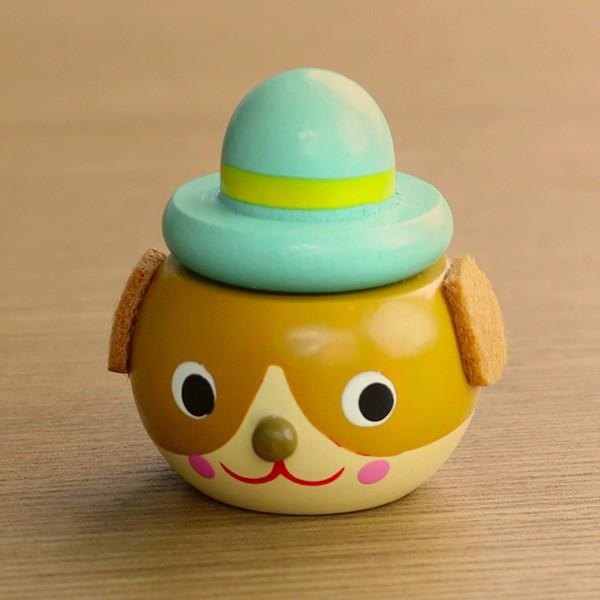 お子様用の乳歯入れです。フタの内側にパッキンがついているので飛び出さずしっかり保管できます。木製であたたかみがあり、インテリアとしてもお使いいただけます。アクセサリー入れにもぴったりです。お子様の成長記念にぴったりです。出産祝いなどのプレゼ...