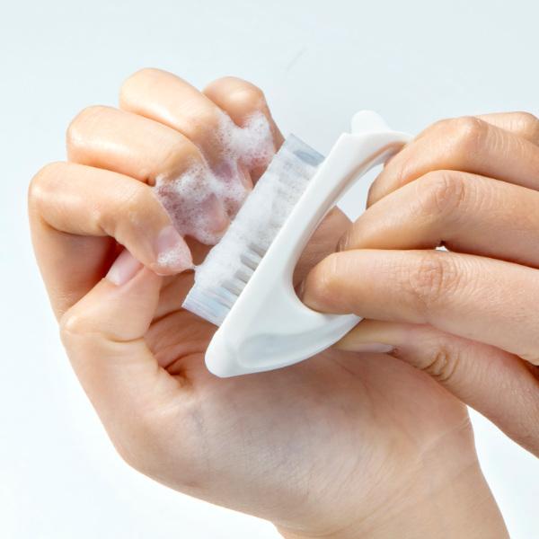 爪ブラシ ナイロン Qq 日本製 ハンドブラシ 手洗いブラシ ネイルブラシ インテリアパレットヤフー店 通販 Yahoo ショッピング