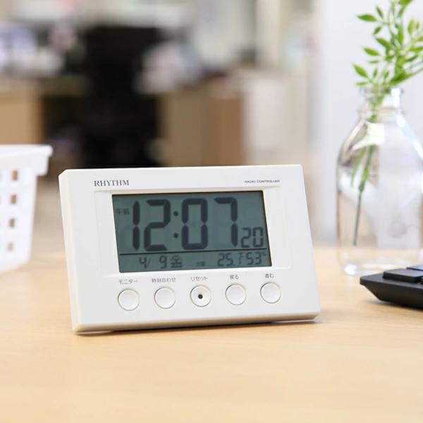 サイズ/約幅12×奥行5.4×高さ7.7cm重量/約170g内容量/1個付属品：取り扱い説明書保証書材質/プラスチック枠生産国/中国製●手のひらサイズのコンパクトながら「見やすい」「使いやすい」が考えられた温湿度計と六曜機能搭載の電波デジタ...