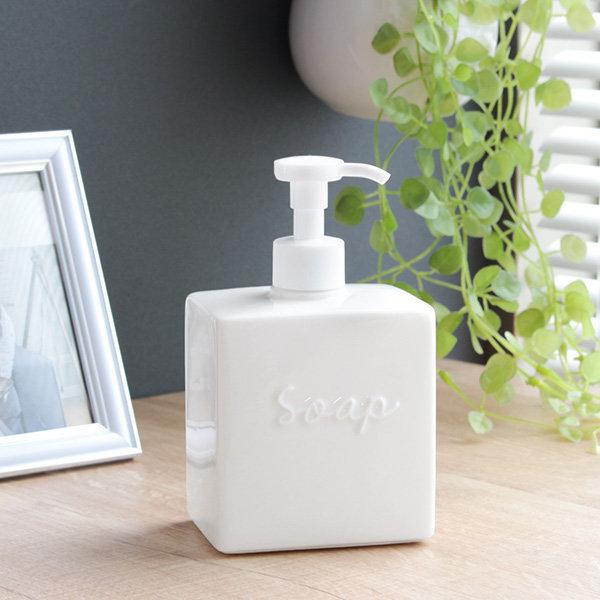 【希少】rady ボトル　ディスペンサー 　リゾートフラワー柄　未使用　箱無し ディスペンサー 500ml SAKURAディスペンサー 角型 シャンプー