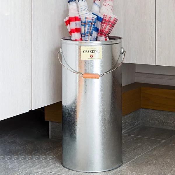 P Op IoPc  20{[ AOK i OBAKETSU O  AuX^h P  X RpNg g  [ g^ j