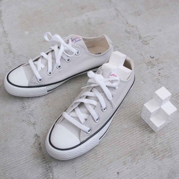 サイズ/約幅4.5×奥行4.5×高さ6.7cm重量/約110g内容量/2個材質/珪藻土生産国/中国製●インテリアに馴染む除湿・消臭効果のある珪藻土のオブジェです。●玄関、下駄箱、冷蔵庫内などへの設置がおすすめです。●ふたつはピタッと重ねるこ...