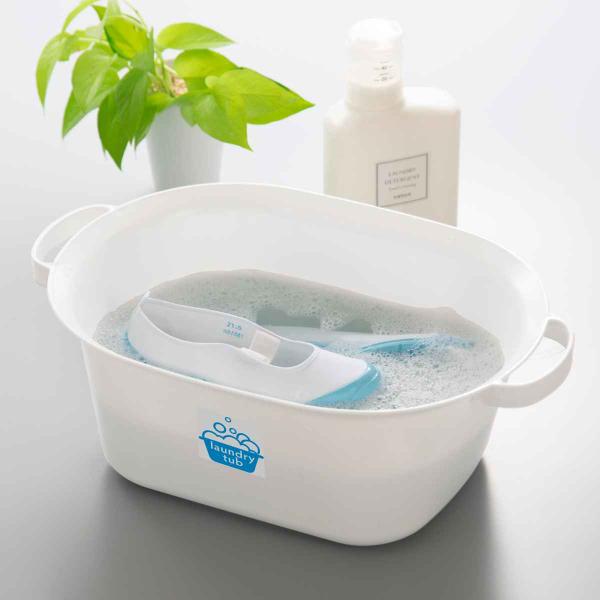 サイズ/約幅48×奥行31.5×高さ16.5cm容量/約12L内容量/1個材質/ポリプロピレン生産国/日本製耐熱温度/120度●浸け置き洗いがしやすいランドリータブです。●横長形状で上履きなども入れやすいです。●取っ手付きで持ち運びに便利で...