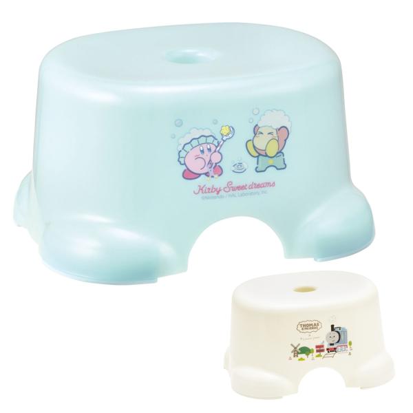 サイズ/約幅25×奥行20×高さ13.5cm内容量/1個材質/ポリプロピレン種類/カービィ、トーマス×つむぱぱ生産国/中国製耐熱温度/90度●人気キャラクターが描かれた可愛い子ども用の風呂いすです。●小振りなサイズで、お子様が座りやすいです...