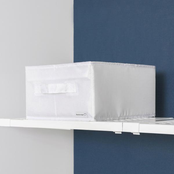 サイズ/約幅30×奥行25×高さ15cm重量/約145g内容量/1個材質/本体(外側生地)：ポリエステル本体(内側生地)：ポリプリピレン芯板：ポリプロピレン生産国/中国製●トイレットペーパーやサニタリー用品などのストック用品をがさっと収納で...