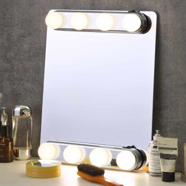 サイズ/約幅30.4×奥行6×高さ6.8cm重量/約190g内容量/1個材質/ABS、リチウムイオン電池内蔵生産国/中国製●スタイリッシュなデザインの吸盤つきLEDライトです。●自宅のミラーに取り付ければ、簡単にハリウッドミラーに変えられま...