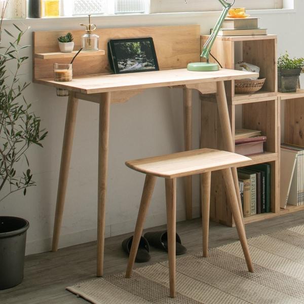 サイズ/約幅90×奥行45×高さ96cmドリンクホルダー：直径7cm内容量/デスク1台スツール1脚材質/ラバーウッド、ラッカー塗装生産国/マレーシア製組立状態/お客様組立品お届け梱包数/1個口●ラバーウッド無垢材の素材感を活かしたワークデス...