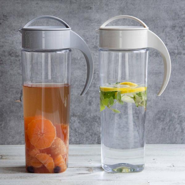 サイズ/約幅15×奥行10.5×高さ31cm重量/約321g容量/約1.9L内容量/同色2個セット材質/本体：AS樹脂ハンドル付きフタキャップ：ポリプロピレンパッキン：シリコーンゴム種類/グレー、ベージュ生産国/日本製パーツ別耐熱温度/本体...