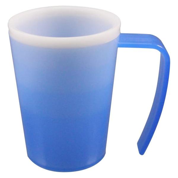 サイズ/約幅7.4×奥行10.5×高さ10cm容量/約270ml内容量/1個材質/ポリプロピレン生産国/日本製食器洗い乾燥機/使用可能電子レンジ/使用可能●グラデーションが容量目安のメモリになっているコップです。●注ぐときの目安になり、飲ん...