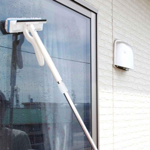 サイズ/約幅19×奥行114×高さ6.9cm拭き幅：約18cm水切り幅：約17cm全長：約81〜114cm重量/約292g内容量/1個材質/ヘッド：ポリプロピレンモップ：ポリエステル・ナイロン水切りゴム：シリコーンゴム柄：アルミ生産国/中国...