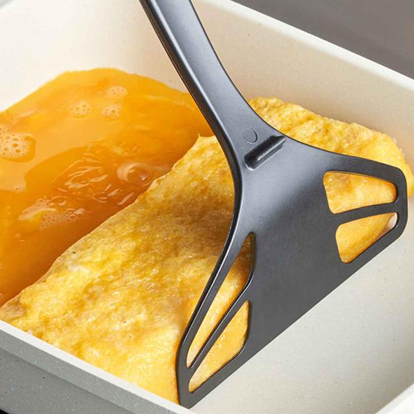 ターナー leye レイエ 食洗機対応 パパッと卵焼きターナー （ 穴あきターナー フライ返し 玉子焼き 卵焼き 耐熱 軽量 ）