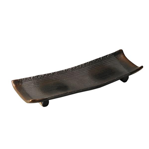 皿 黒吹金彩 足付9号つき出し皿 （ 28.6cm 電子レンジ対応 オーブン対応 陶器 萬古焼 プレート 食器 ）